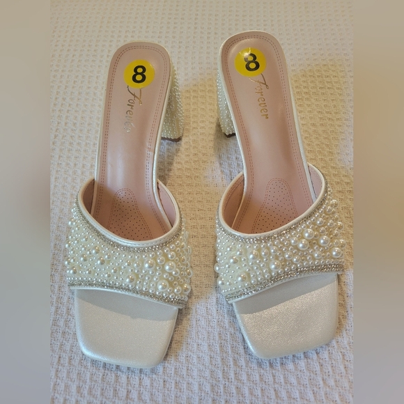 Forever  White Pearl Embellished Women's Heels - Picture 1 of 11